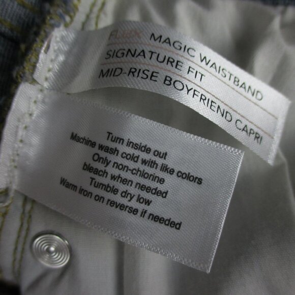 Lane Bryant Jeans Denim Boyfriend Capris Blue Pride Rainbow Heart Plus Size 22P - Picture 10 of 12